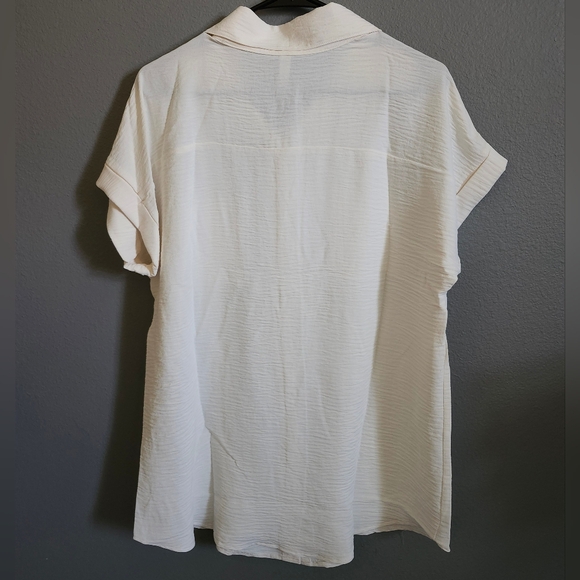 WOVEN AIRFLOW SHORT CUFF SLEEVE BUTTON FRONT SHIRT✨️ - Picture 4 of 10